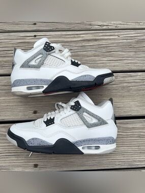 Air Jordan 4 Retro OG 'White Cement' 2025 Men’s Size 8.5